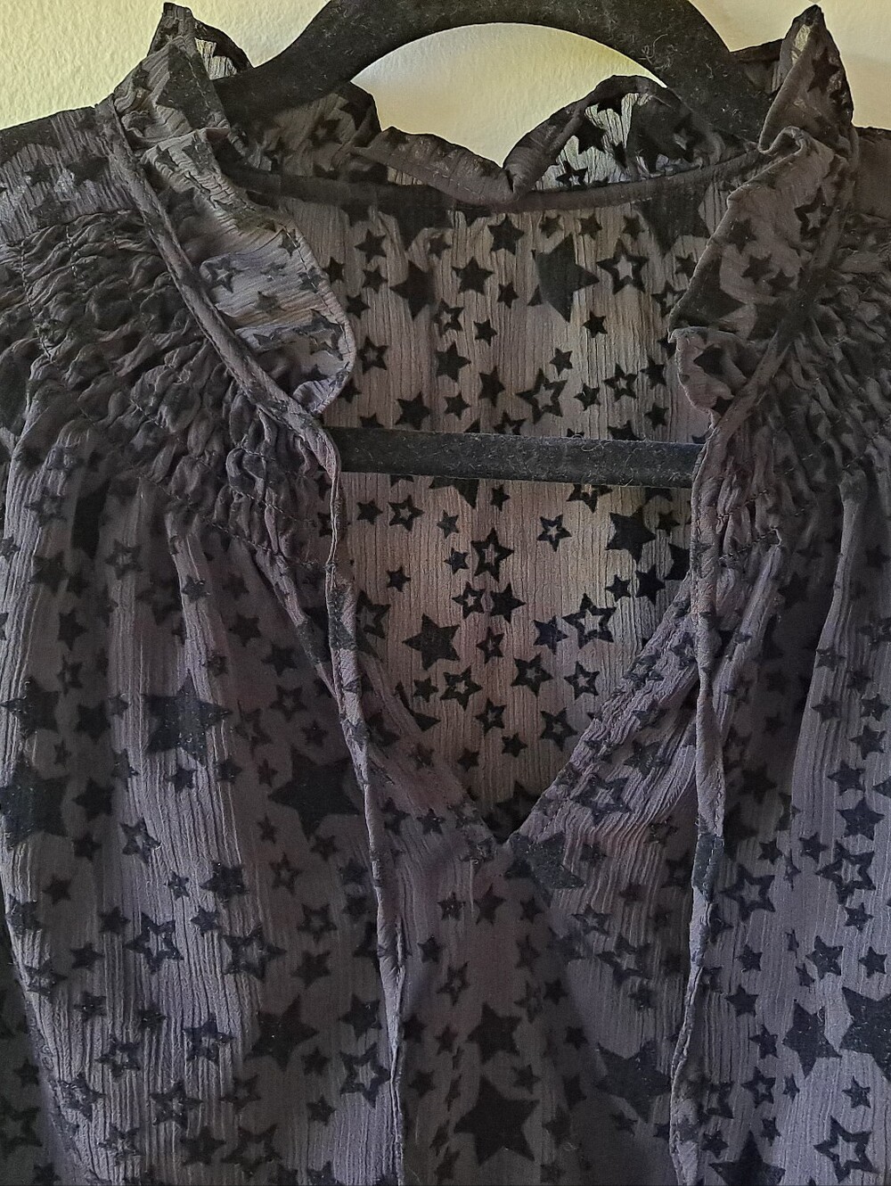 Loft Star Ruffle Blouse. Size XS - Picture 3 of 6